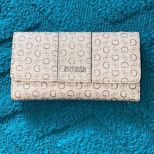 Guess wallet